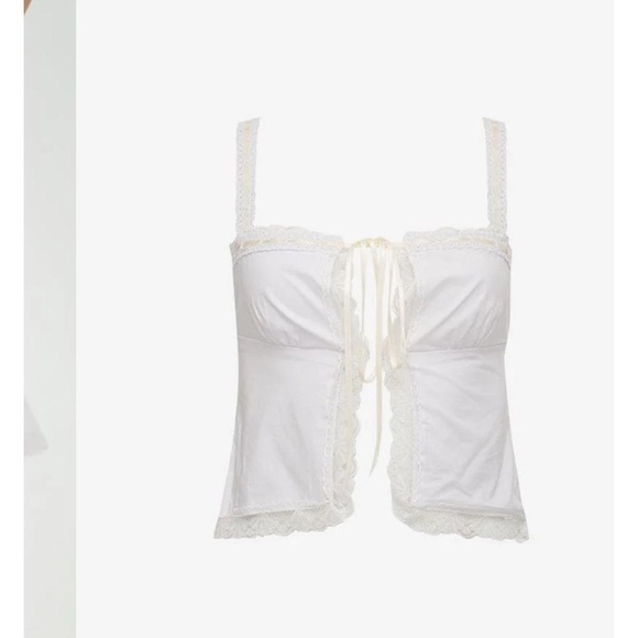 White linen front tie top - Picture 3 of 4